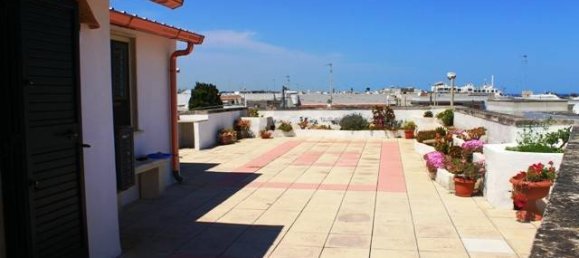 Квартира с 2 спальнями в Melendugno, Италия № 121003 19