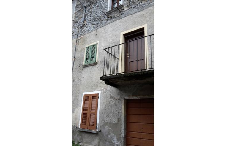 Apartamento de 3 habitaciónes en Castello dell'Acqua, Italy No. 252636