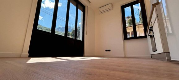 1 bedroom Apartment in Menaggio, Italy No. 280628 5