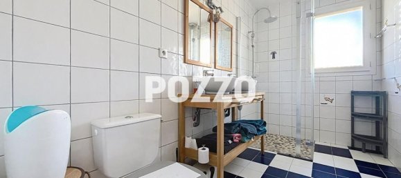 4 bedrooms House in Manche, France No. 356562 5