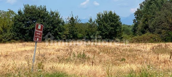 Villa T3 em Agrate Brianza, Italy N.º 92032 9