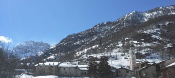 5 rooms House in Acceglio, Italy No. 253742 3