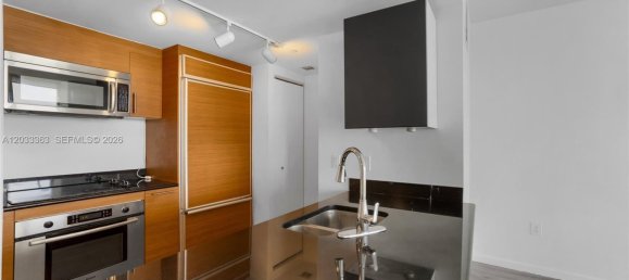 1 dormitorio propiedad comercial en venta en Miami, Miami-Dade, Florida, USA № 615037 29