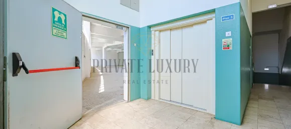 Lagerhaus in Lisbon, Portugal 4551m², Nr. 97638 37