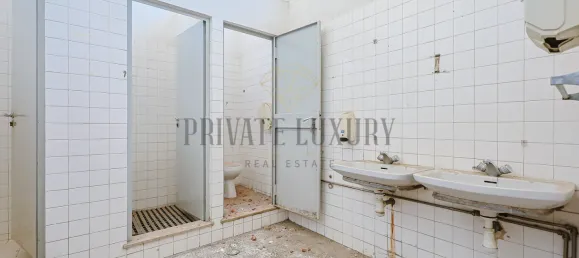 Lagerhaus in Lisbon, Portugal 4551m², Nr. 97638 28