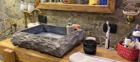 3 rooms Apartment in Vinci, Italy No. 147528 14