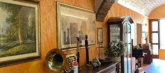 3 rooms Apartment in Vinci, Italy No. 147528 11