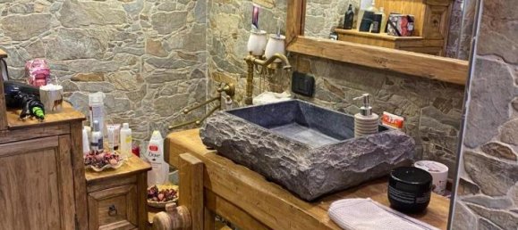 3 rooms Apartment in Vinci, Italy No. 147528 13