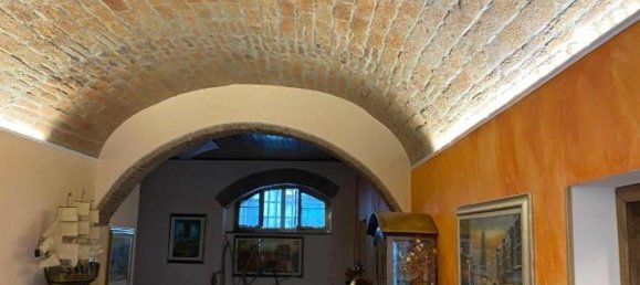 3 rooms Apartment in Vinci, Italy No. 147528 2