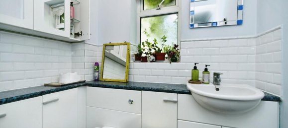 4 bedrooms House in Seaford, United Kingdom No. 10496 13