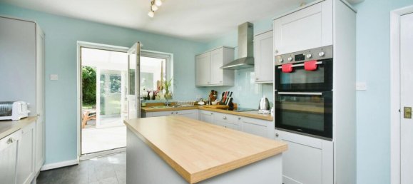 4 bedrooms House in Seaford, United Kingdom No. 10496 6