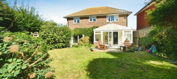 4 bedrooms House in Seaford, United Kingdom No. 10496 2