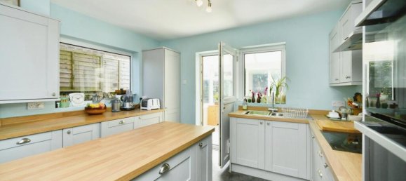 4 bedrooms House in Seaford, United Kingdom No. 10496 7