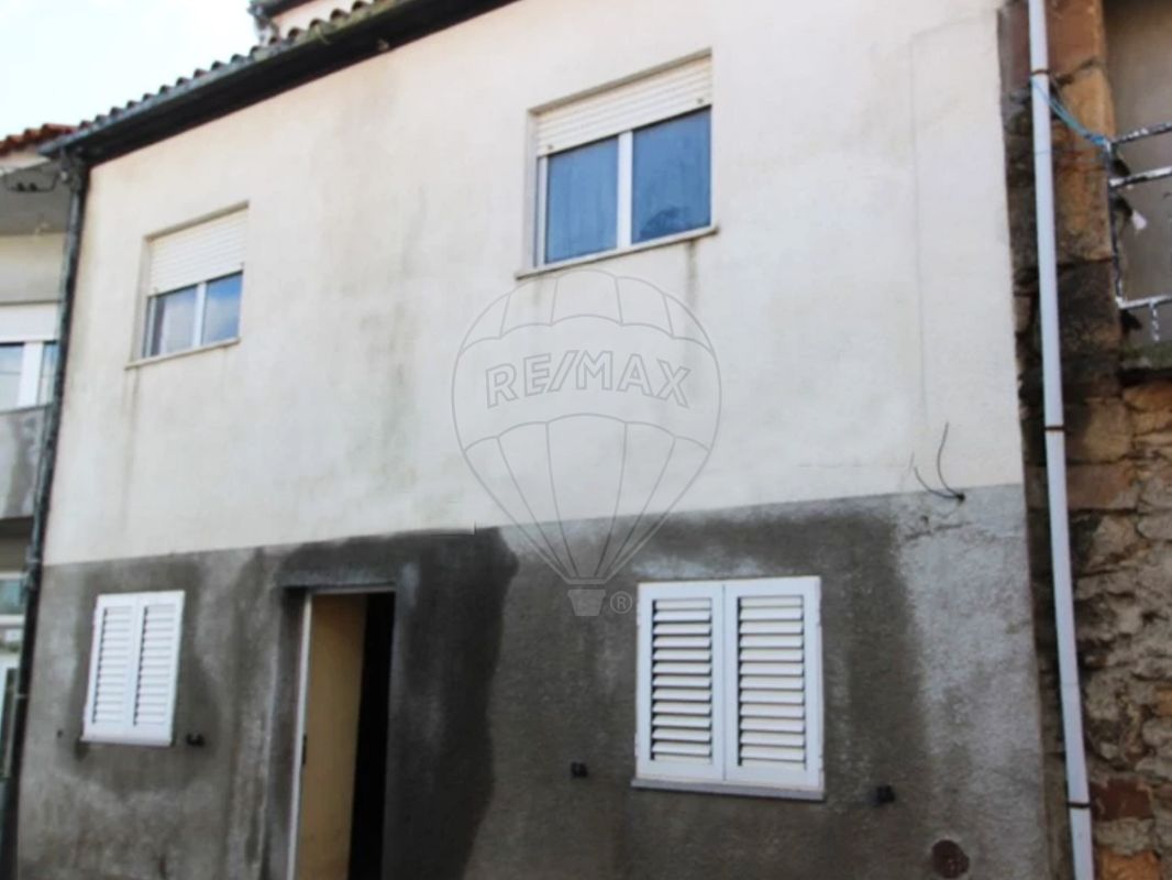 3 bedrooms House in Mogadouro, Portugal No. 170296