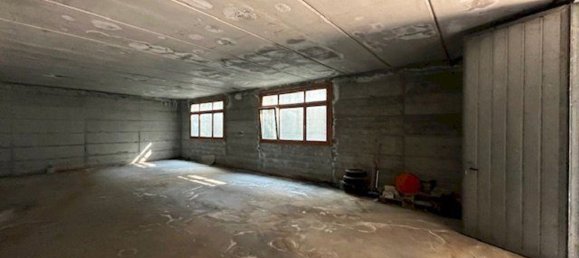 Lagerhaus in Quart, Italy 160m², Nr. 126737 2