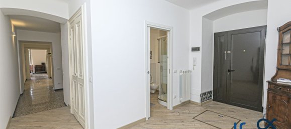 Квартира с 2 спальнями в Генуя, Италия № 339975 7