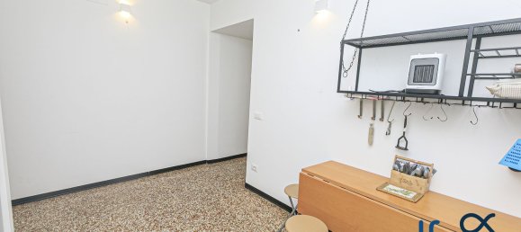 Квартира с 2 спальнями в Генуя, Италия № 339975 20