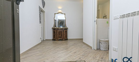 Квартира с 2 спальнями в Генуя, Италия № 339975 4