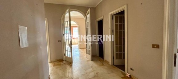 4 Schlafzimmer Wohnung in Livorno, Italy, Nr. 271416 12