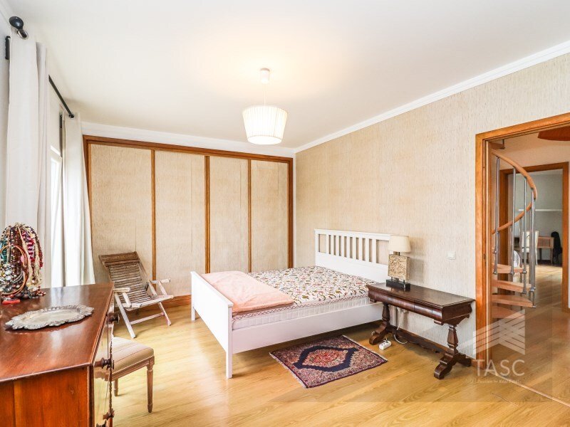 4 bedrooms Villa in Cascais, Portugal No. 202719