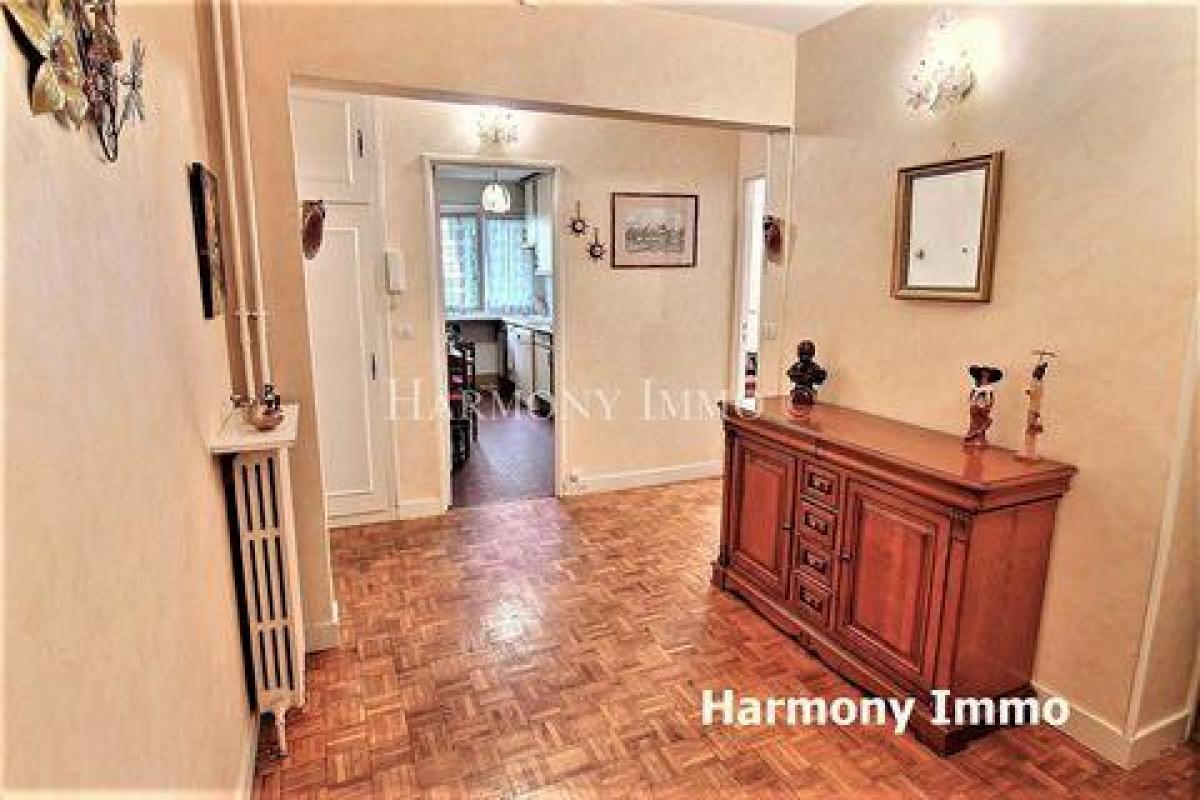 Condominio de 4 dormitorios en Antony, France No. 34609