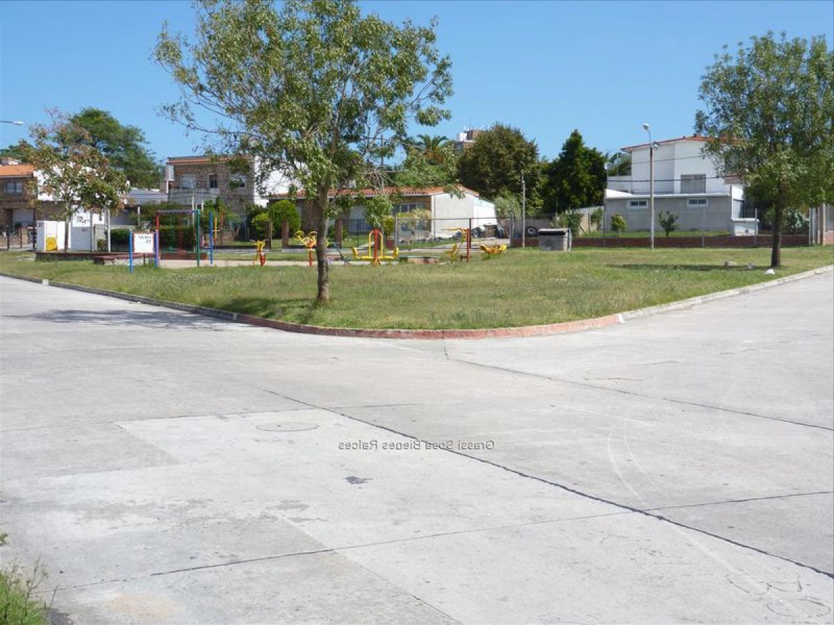  Land in Montevideo, Uruguay No. 15585