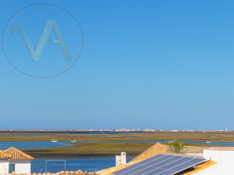 Edificio de 5 dormitorios en Faro, Portugal No. 213552