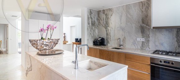 5 bedrooms Building in Faro, Portugal No. 213552 6