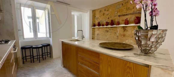 5 bedrooms Building in Faro, Portugal No. 213552 7