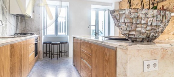 5 bedrooms Building in Faro, Portugal No. 213552 8