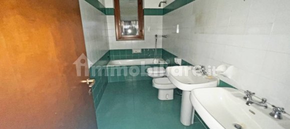 2 bedrooms Apartment in Pieve Emanuele, Italy No. 136822 10