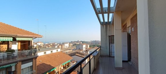 7-salle Penthouse à Porto San Giorgio, Italy No. 254554 13