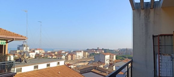 7-salle Penthouse à Porto San Giorgio, Italy No. 254554 11