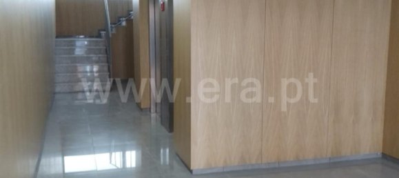 3 bedrooms Apartment in Porto, Portugal No. 108595 24