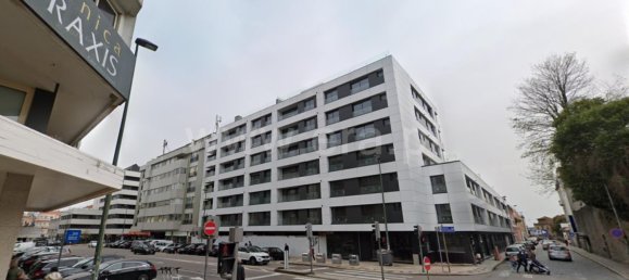 3 bedrooms Apartment in Porto, Portugal No. 108595 12