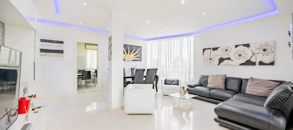 3 bedrooms Apartment in Cuneo, Italy No. 350536 3