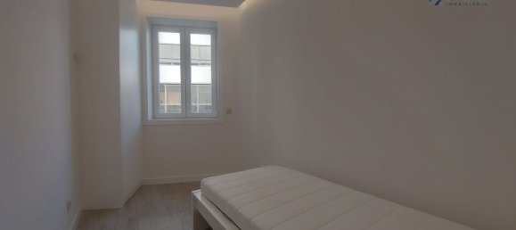 3 bedrooms Apartment in Porto, Portugal No. 53435 13