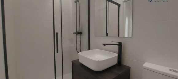 3 bedrooms Apartment in Porto, Portugal No. 53435 15