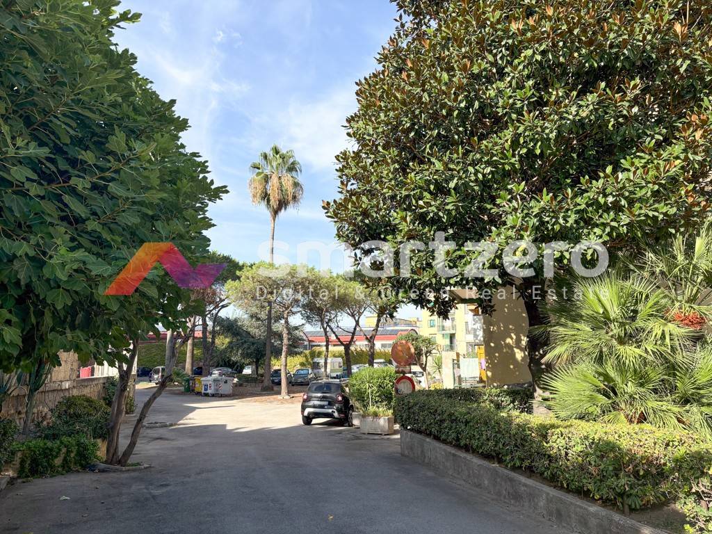 1 Schlafzimmer Wohnung in Naples, Italy, Nr. 357617