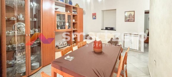 1 Schlafzimmer Wohnung in Naples, Italy, Nr. 357617 3