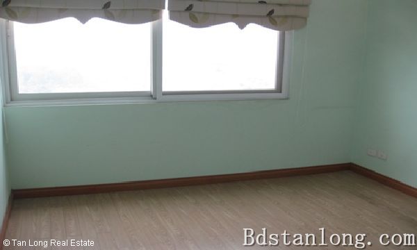 3 bedrooms Apartment in Tay Ho, Vietnam No. 6172