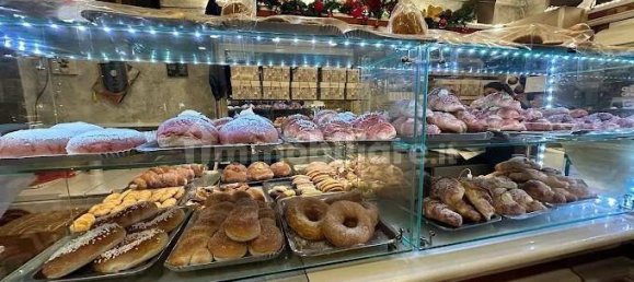 3 rooms Commercial property in Milan, Italy No. 337703 3