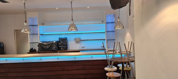 145m² Commercial property in Vitoria-Gasteiz, Spain No. 157140 3