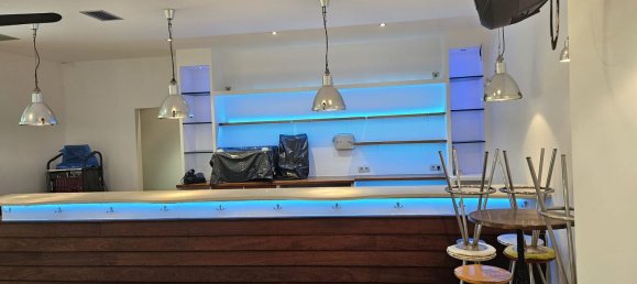 145m² Commercial property in Vitoria-Gasteiz, Spain No. 157140 4