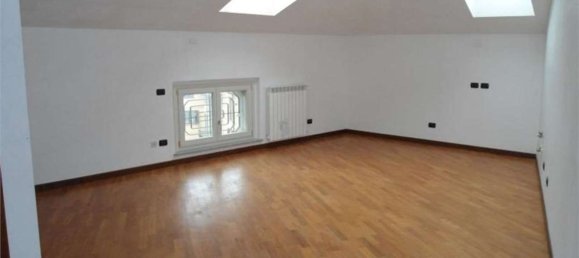 Studio in San Colombano al Lambro, Italy No. 95880 7