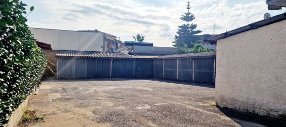 4-salle Appartement à Pontinia, Italy No. 164848 20