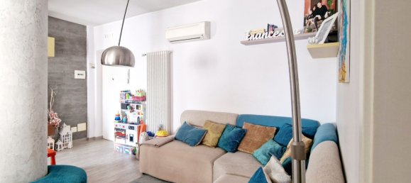 4-salle Appartement à Pontinia, Italy No. 164848 3