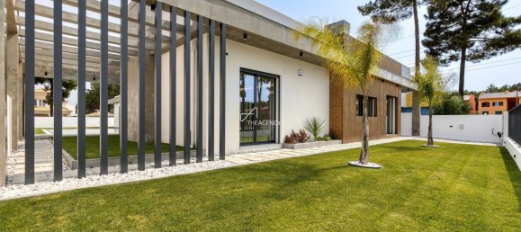 5 غرف نوم فيلا في Corroios, Portugal رقم 103534 20