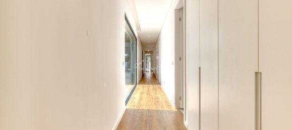 5 غرف نوم فيلا في Corroios, Portugal رقم 103534 13