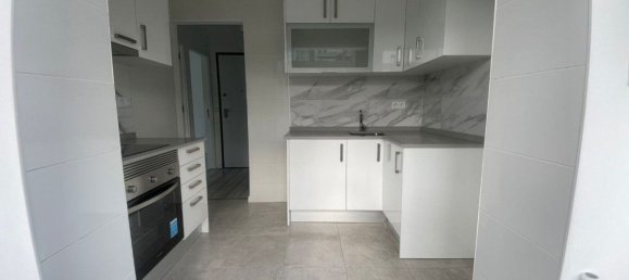 1 bedroom Apartment in Lisbon, Portugal No. 153925 3